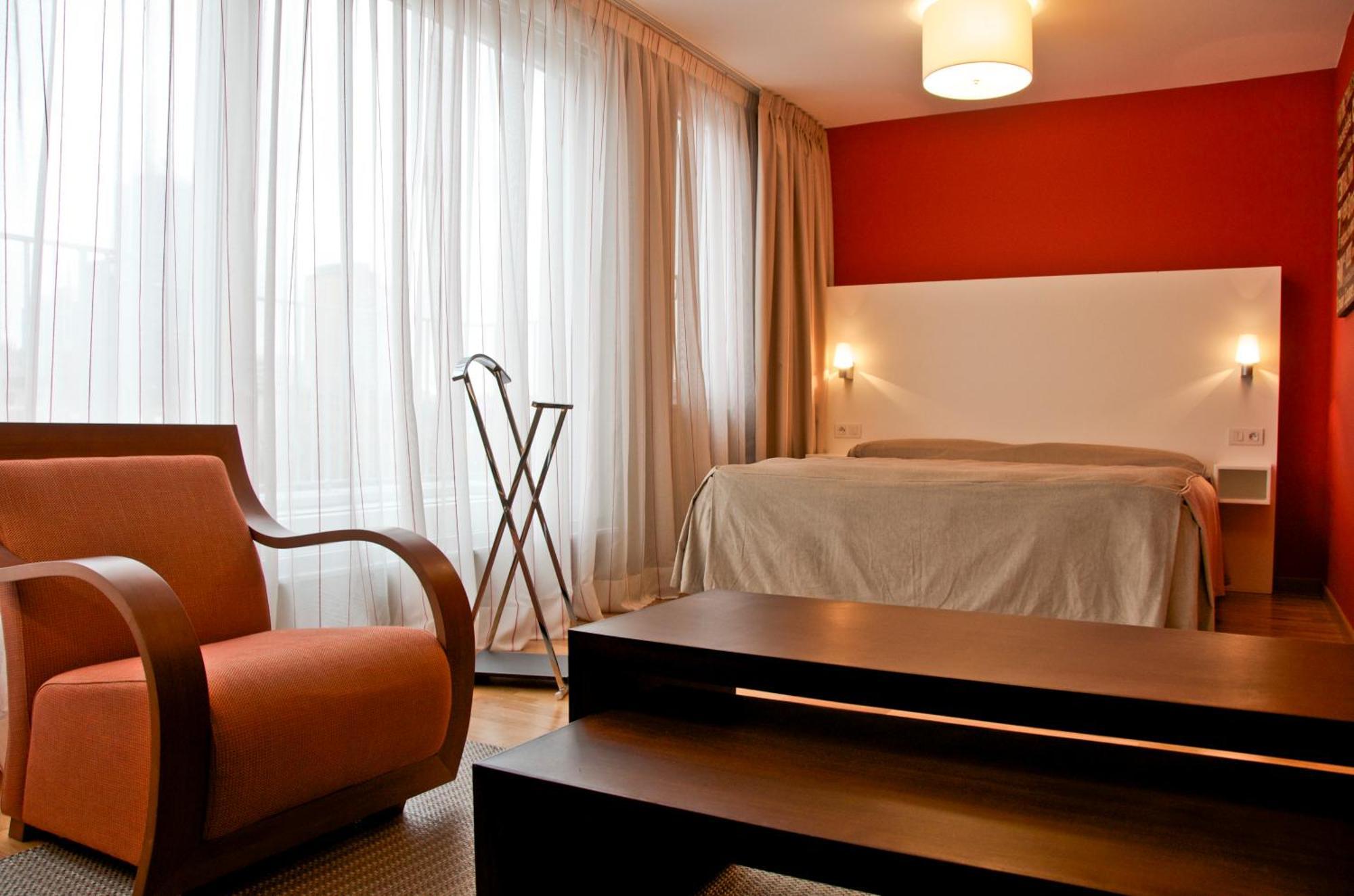 Mas Aparthotel Eu Брюссель Экстерьер фото