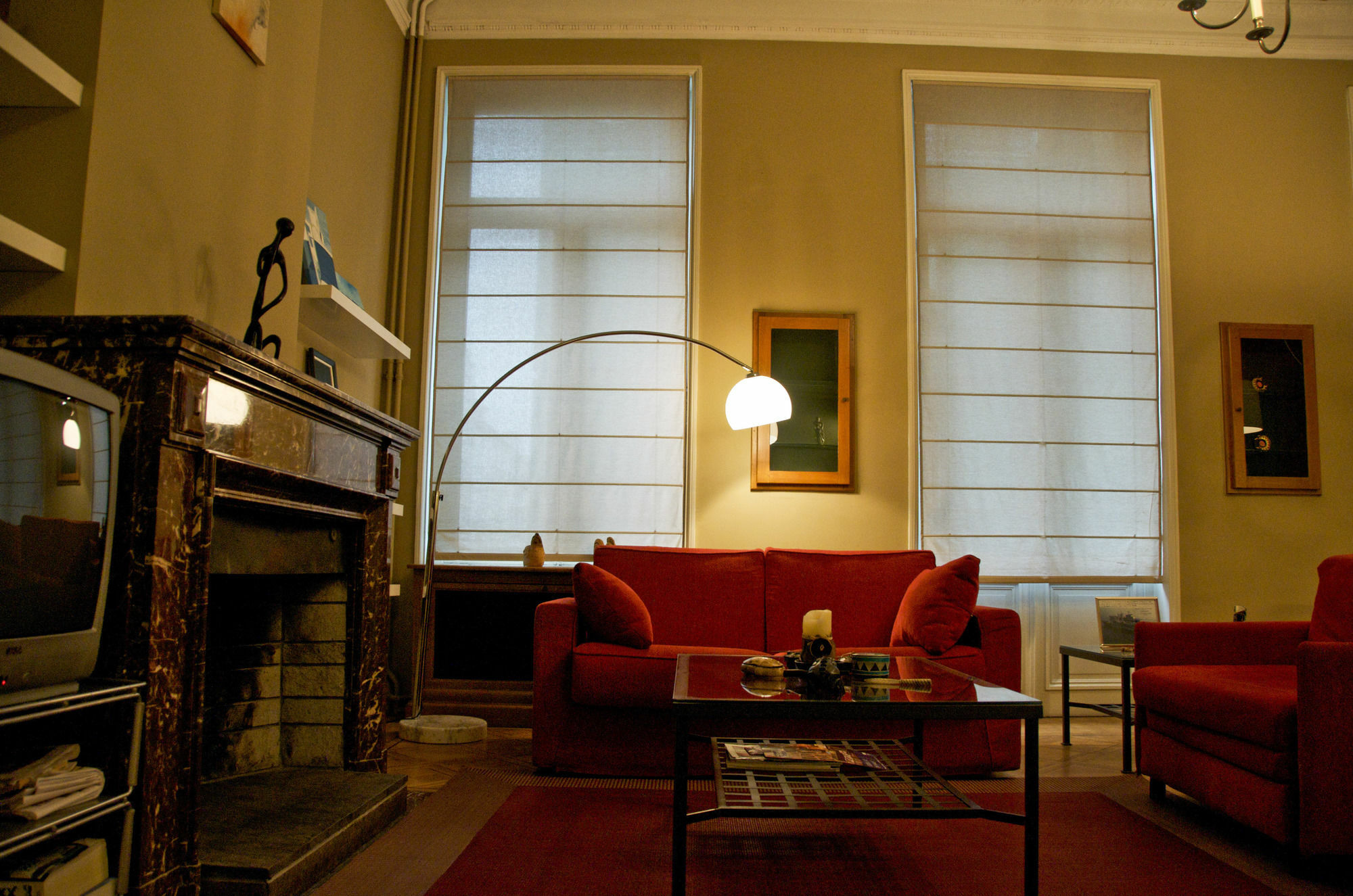 Mas Aparthotel Eu Брюссель Экстерьер фото