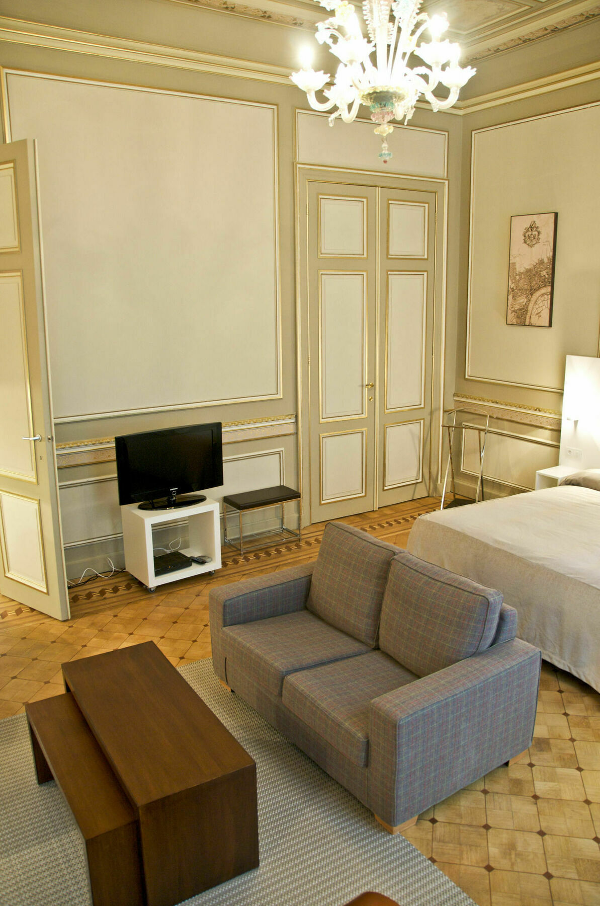 Mas Aparthotel Eu Брюссель Экстерьер фото